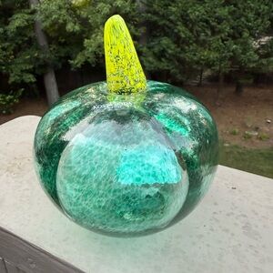 Kosta Boda Frutteria Green Squash Gourd Fruit by Gunnel Sahlin #98911